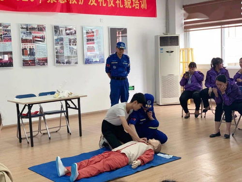 规范礼仪展风采，优质服务欢迎您