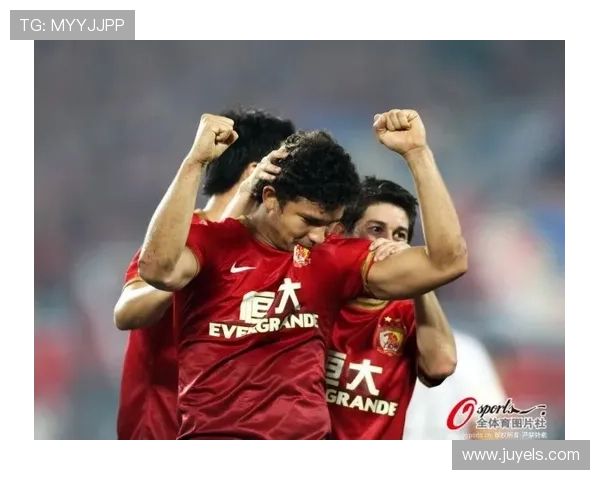 上海羽毛球队进攻战术解析与热点动态探讨