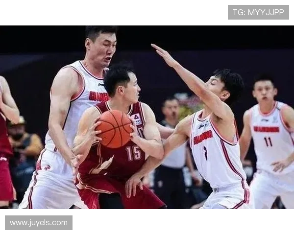 上海足球队在灵活性排行榜中荣登第十名展现强劲实力与潜力