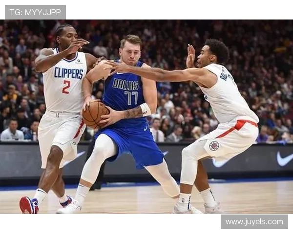 世界杯点评:杭州篮球队球员个人能力的精彩表现与战术分析 世界杯点评:杭州篮球队球员个人能力的精彩表现与战术分析