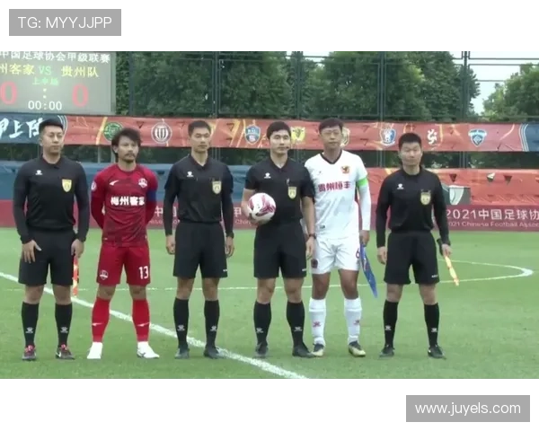 全国锦标赛最新积分榜北京足球队以61分稳居第一名