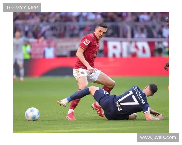 德国足球明星释的辉煌历程与对足球的深远影响分析